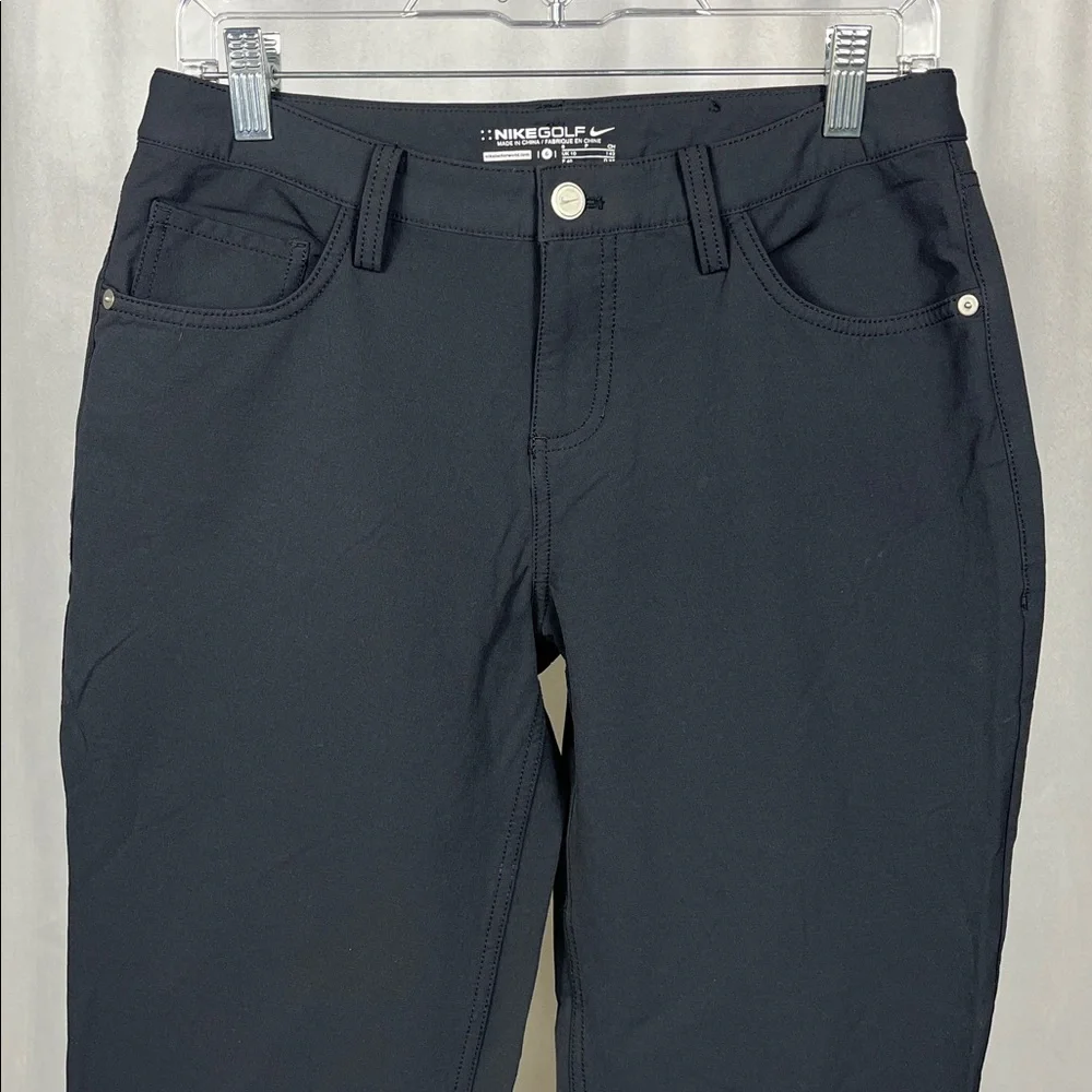 Women’s Nike Golf Pant in‎ Black.